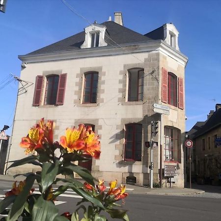 Grande Maison De Ville Entre Terre Et Mer Malestroit エクステリア 写真